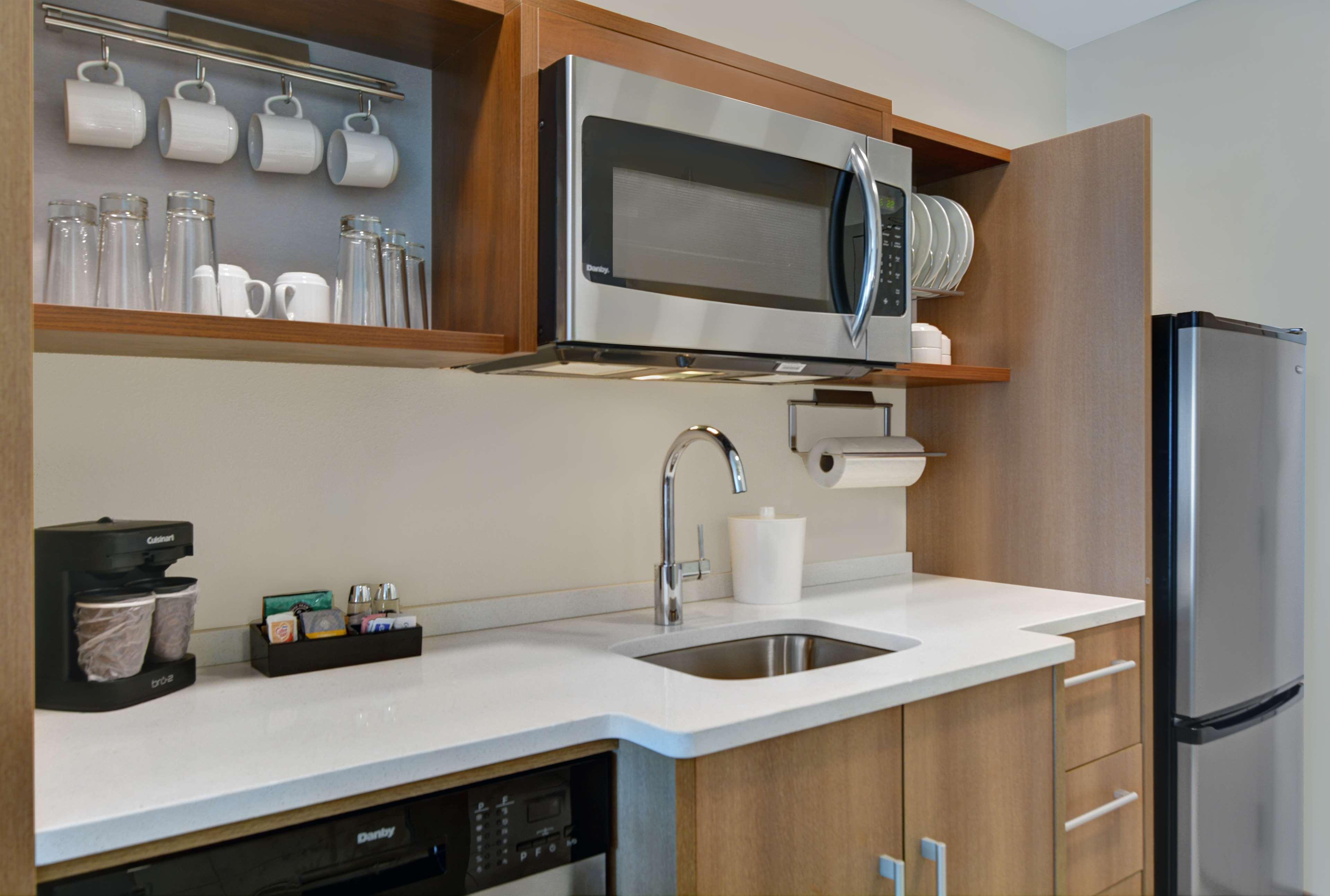 Home2 Suites By Hilton Fort Myers Colonial Blvd מראה חיצוני תמונה