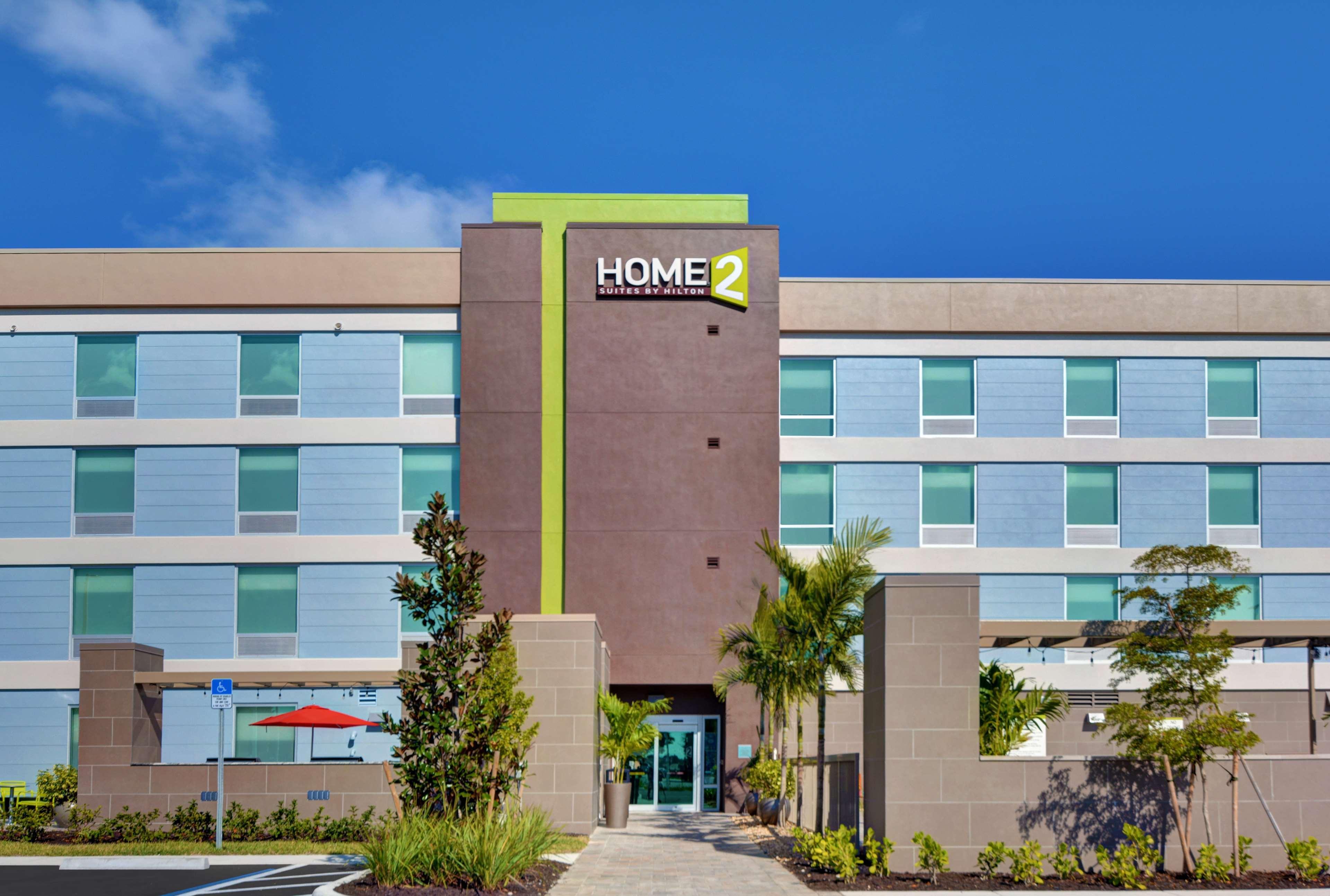 Home2 Suites By Hilton Fort Myers Colonial Blvd מראה חיצוני תמונה